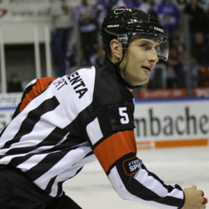 DEL-7 Beitrag: Bochumer pfeift bei Eishockey WM