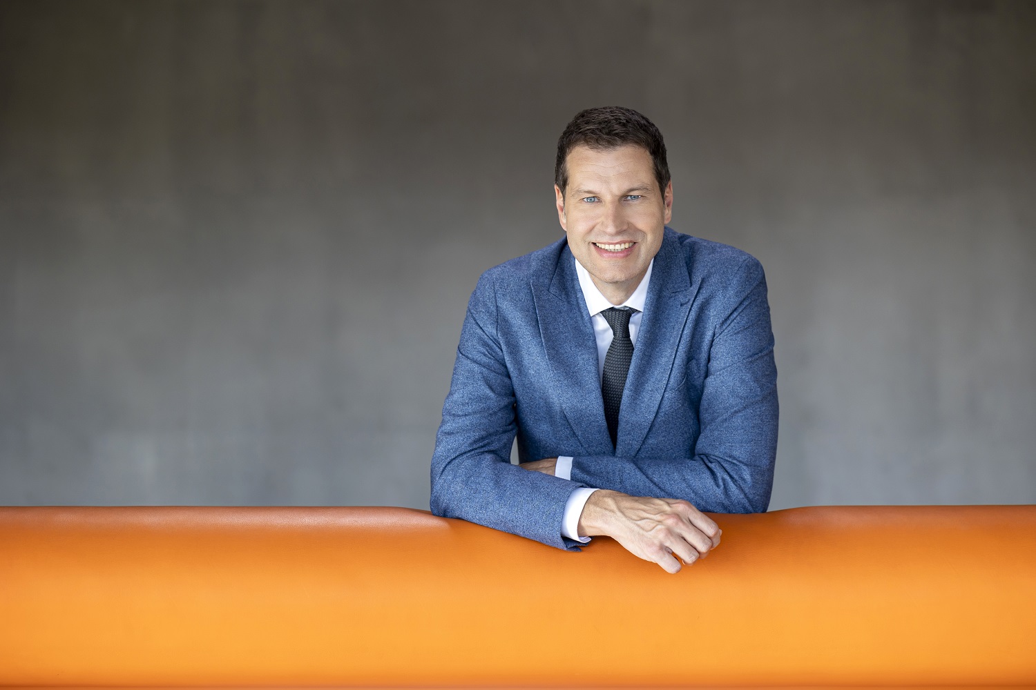 offizielles-Portraet Beitrag: Grußwort des Oberbürgermeisters