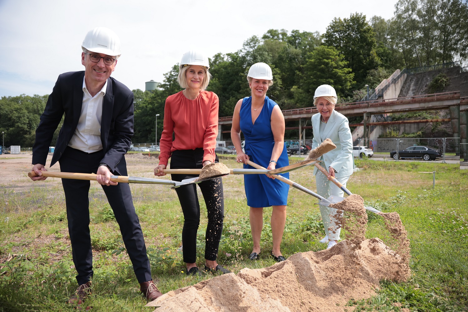 Pressefoto_Spatenstich_DBM Beitrag: Zukunftsprojekt Montangeschichte: Spatenstich für neues Forschungs- und Depotgebäude
