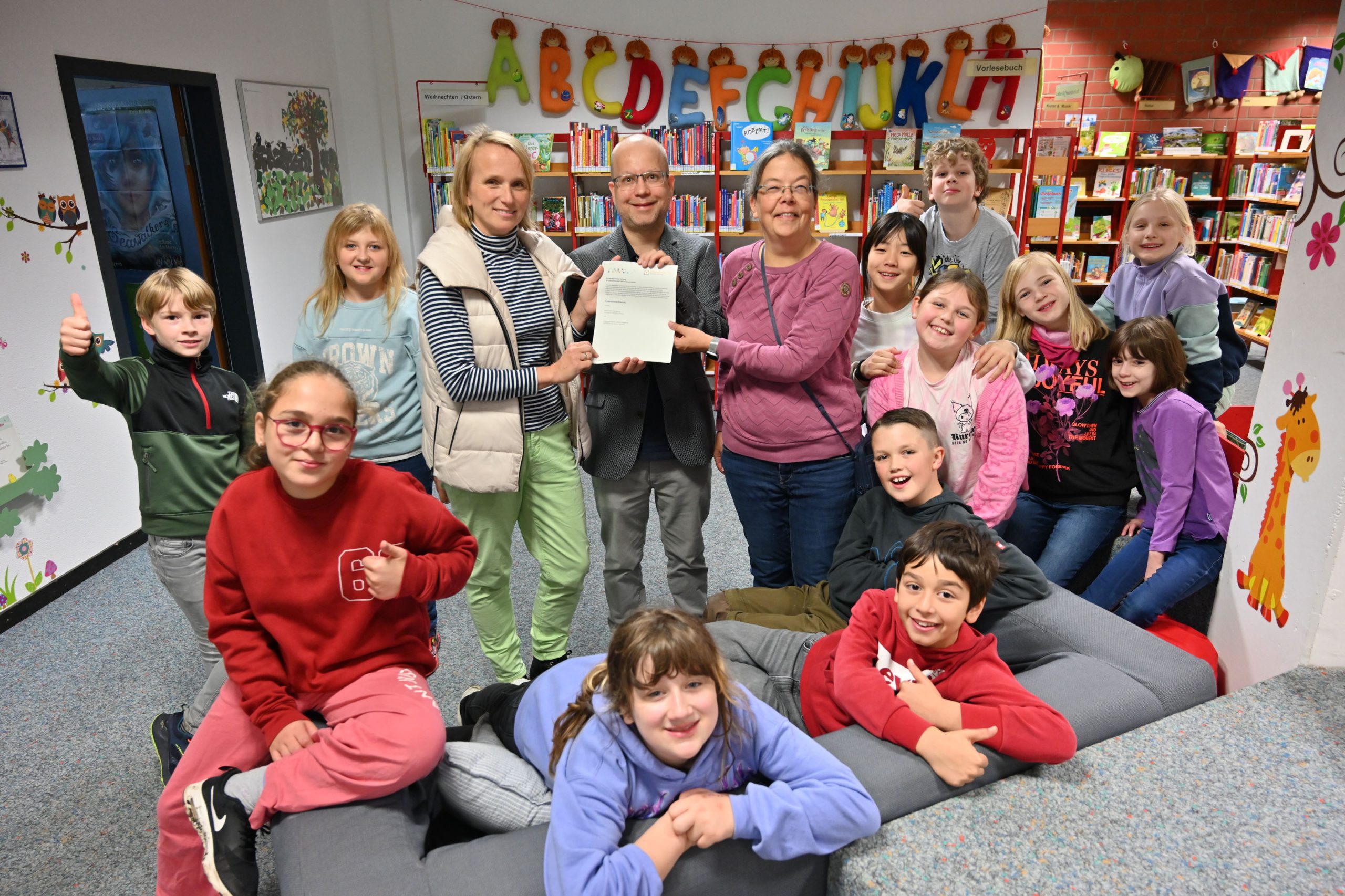 Kooperationsvereinbarung Beitrag: Bücherei Langendreer und Michael-Ende-Schule vereinbaren enge Kooperation