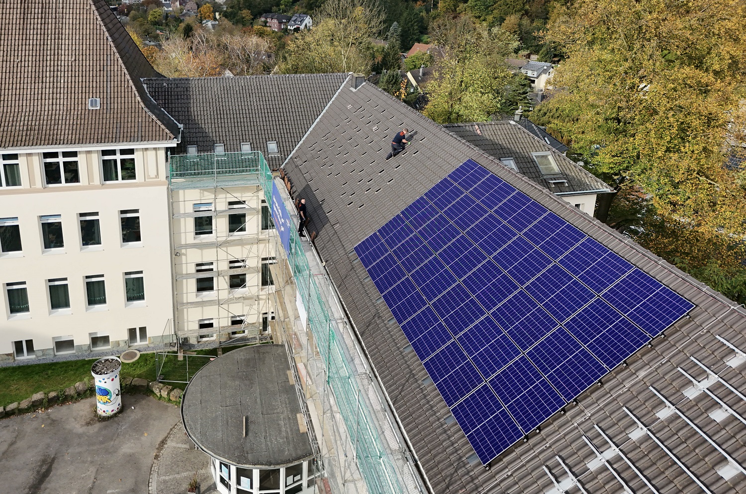 Photovoltaikanlage Beitrag: Engagement, das sichtbar wird: PV-Anlage auf dem Schuldach