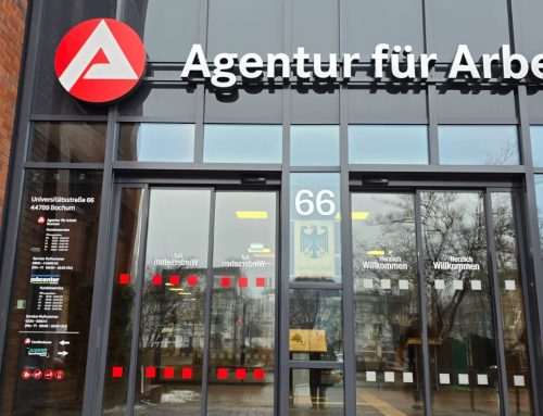 Polizei, Feuerwehr und Bundeswehr stellen sich als Arbeitgeber vor