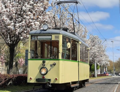 Fotokalender und Oldtimerfahrten: Historische Einblicke in den Nahverkehr
