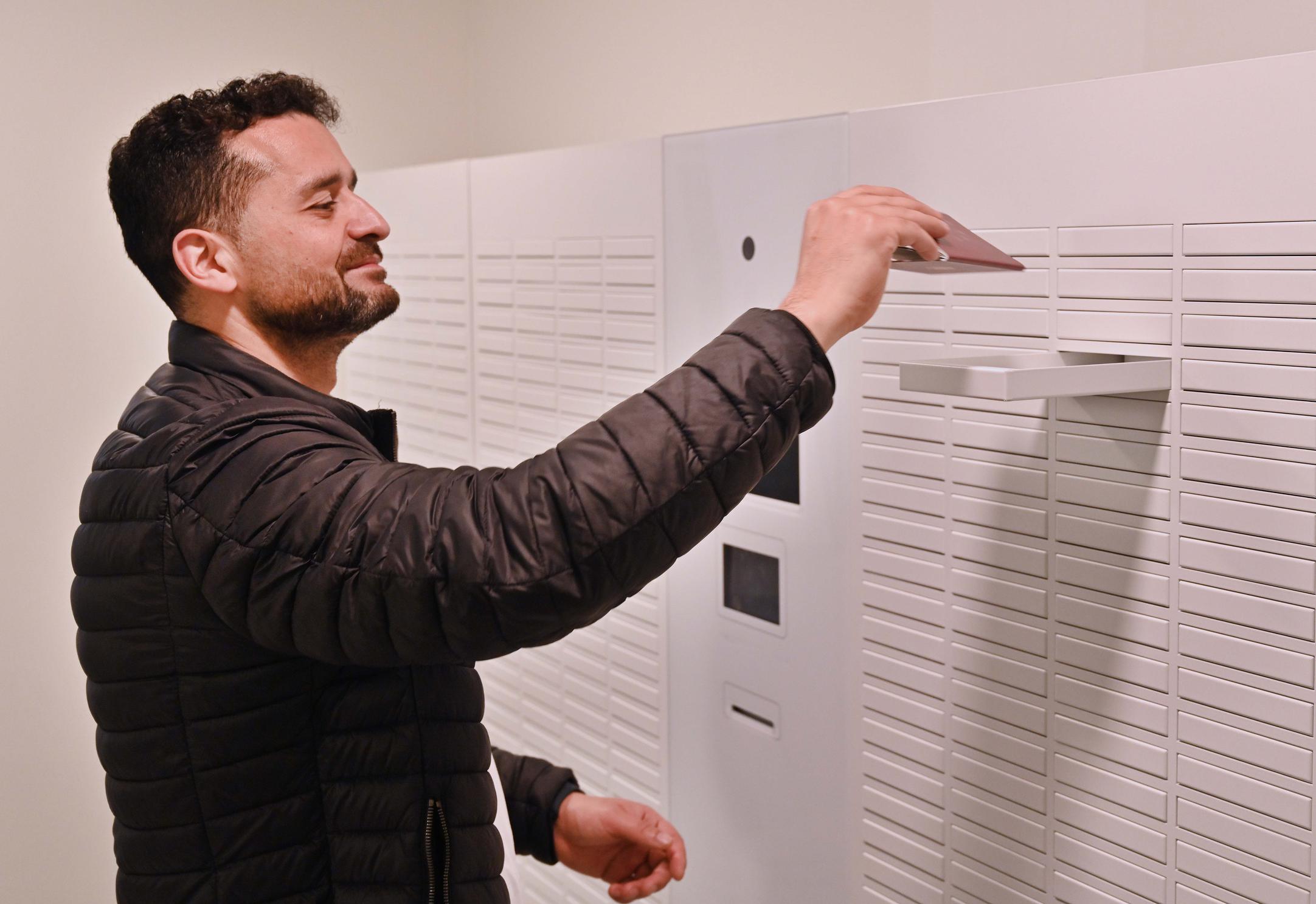 Dokumentenausgabe Beitrag: Neue Dokumentenausgabebox im Bürgerbüro Wattenscheid in Betrieb