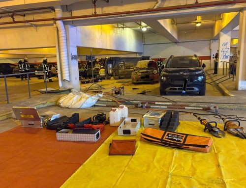 Verkehrsunfall in Unigarage: Senior schwer verletzt