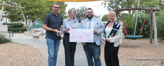 Checkübergabe Stadtprinzenpaar (Foto: Jenny Musall)