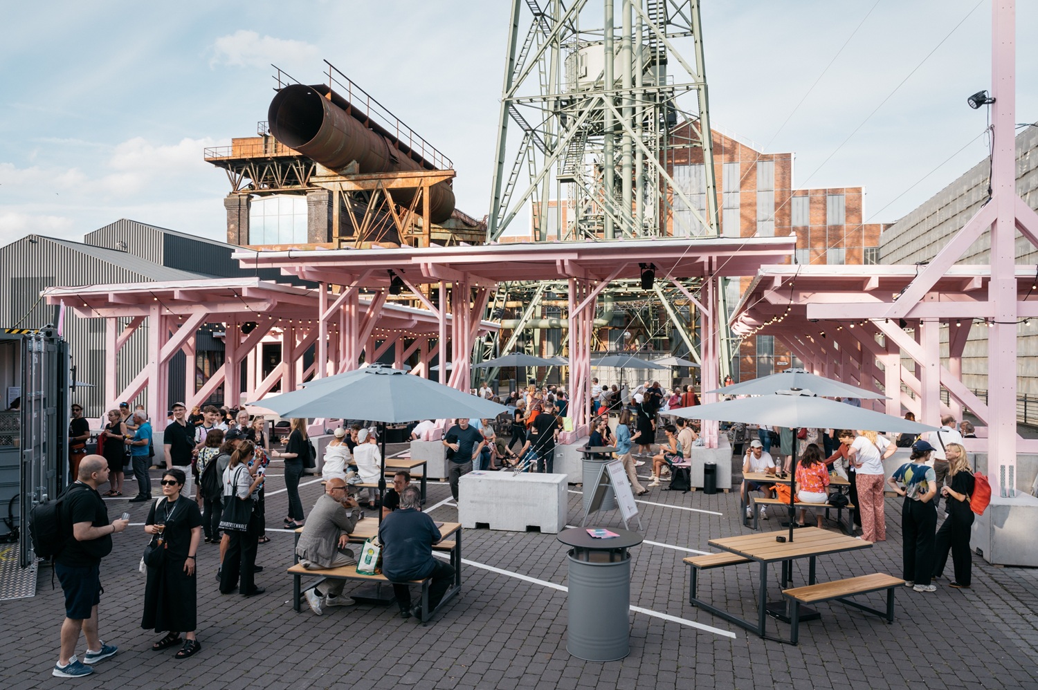 Beitrag: Ruhrtriennale 2025: Willkommen im Wunderland