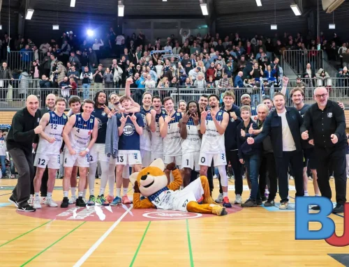 SparkassenStars empfangen Bayreuth zum Christmas Game