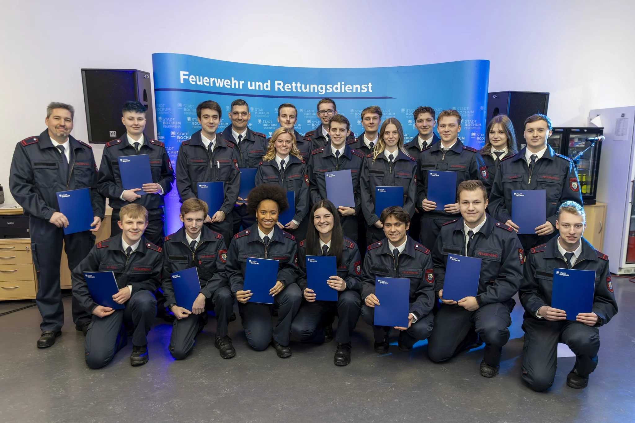 Beitrag: Freiwillige Feuerwehr feiert Abschluss des Grundausbildungslehrgangs
