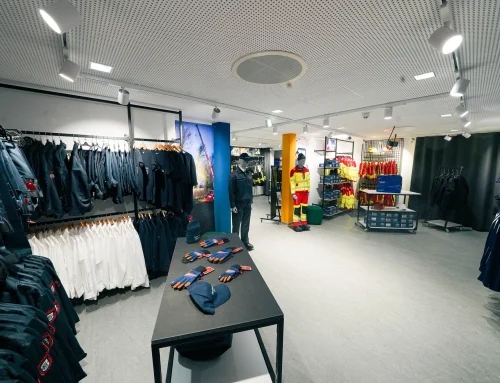 Feuerwehr Bochum eröffnet hochmoderne Kleiderkammer