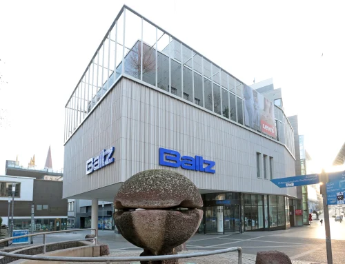 Blaue Stunde in Bochum: Fassadengestaltung im Fokus