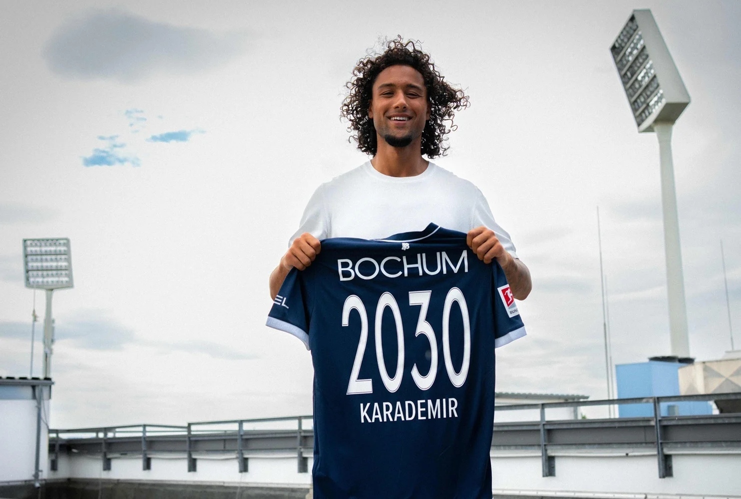 Yiğit Karademir Beitrag: VfL Bochum verpflichtet Meister-Verteidiger Yiğit Karademir