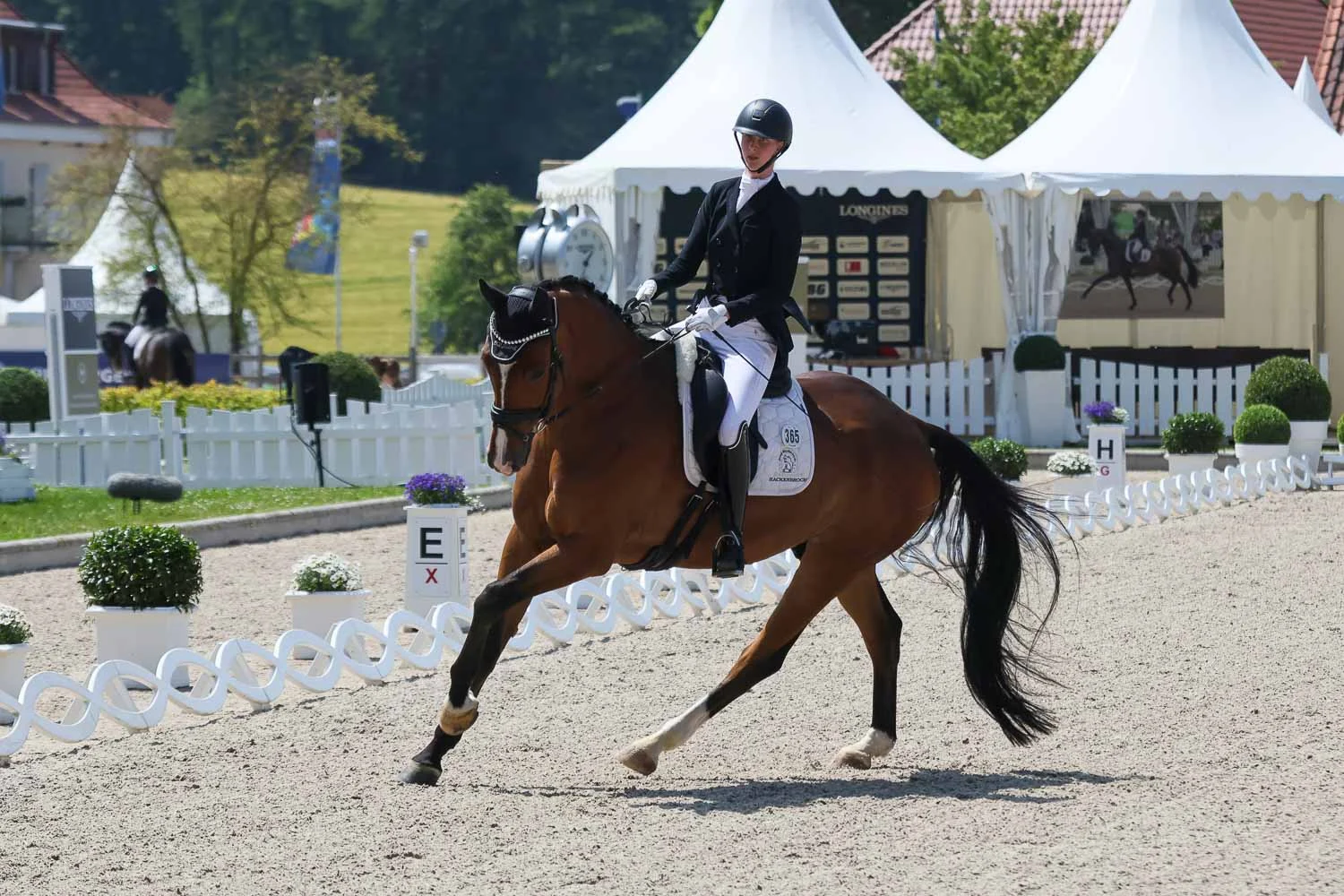 Beitrag: Charlotte Schindler reitet im Parasport bei den deutschen Meisterschaften