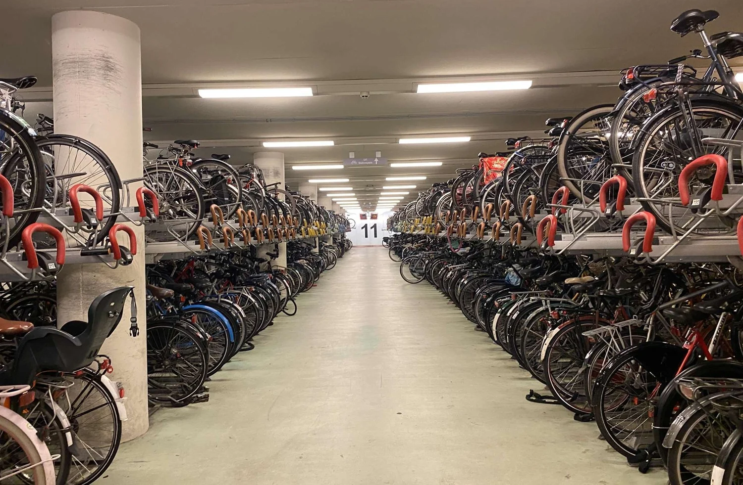 Beitrag: Streit um die Mobilitätswende: ADFC gegen neue Stellplatzsatzung