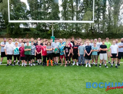 Geschenke von der Sportjugend: Bochum Rebels setzen voll auf den Nachwuchs