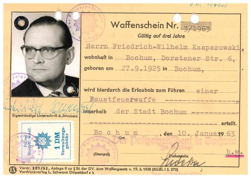 1_Stadtarchiv_Waffenschein Beitrag: Schießkladde der Stadtkasse im Stadtarchiv