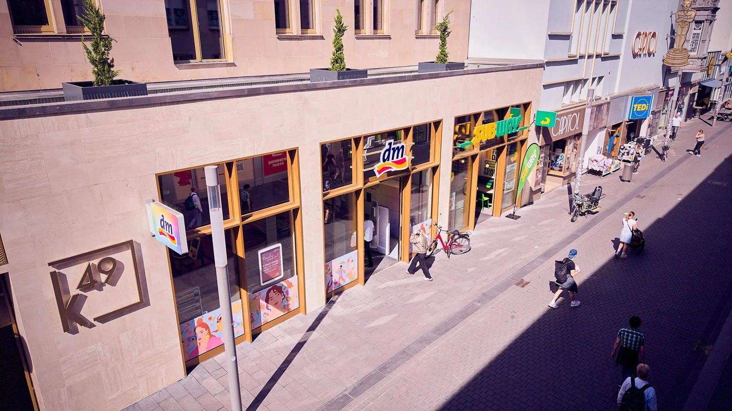 Neue Fassadengestaltung in der Bochumer Innenstadt Beitrag: Gestaltungssatzung sorgt für ein aufgeräumtes Stadtbild