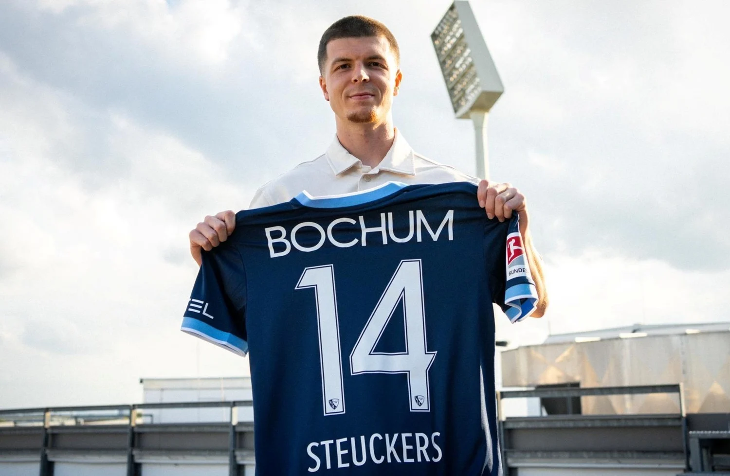 Jarne Steuckers Beitrag: VfL Bochum verpflichtet Offensivkraft Jarne Steuckers
