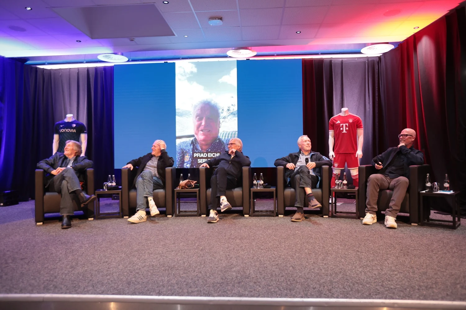 Talkrunde zum „Jahrhundertspiel“ vor 50 Jahren im Ruhrstadion Beitrag: VfL: „Episches Ereignis“ vor 50 Jahren