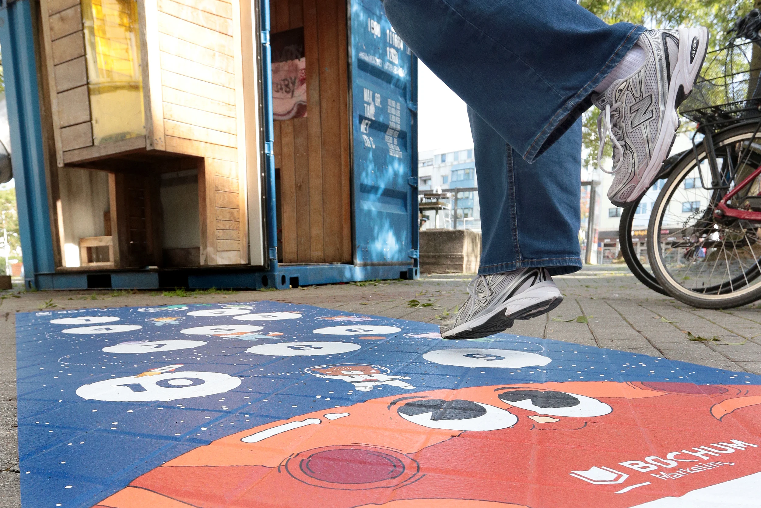 Spielfolien Wattenscheid Beitrag: Fünf neue Spielfolien zum Hüpfen und Balancieren