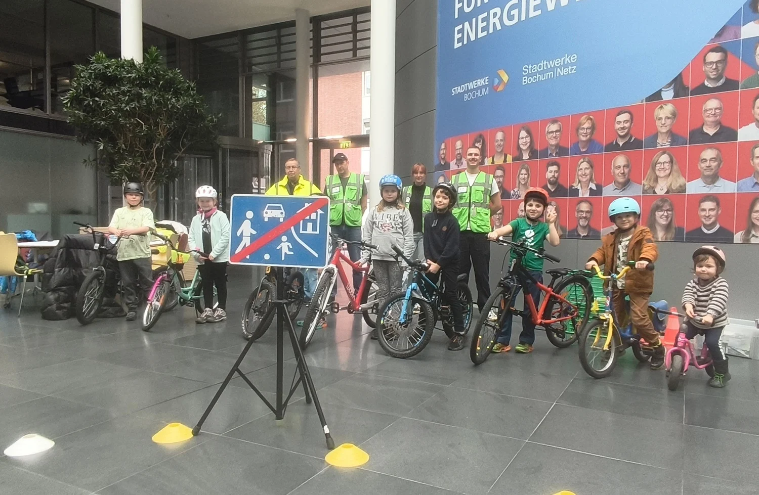 PowerPiraten Verkehrssicherheitskurs Beitrag: PowerPiraten: Radsicherheitstraining in Bochum
