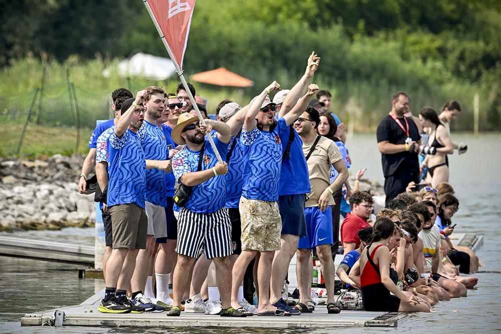 Team "BOhana" bei der Betonkanu Regatta in Brandenburg