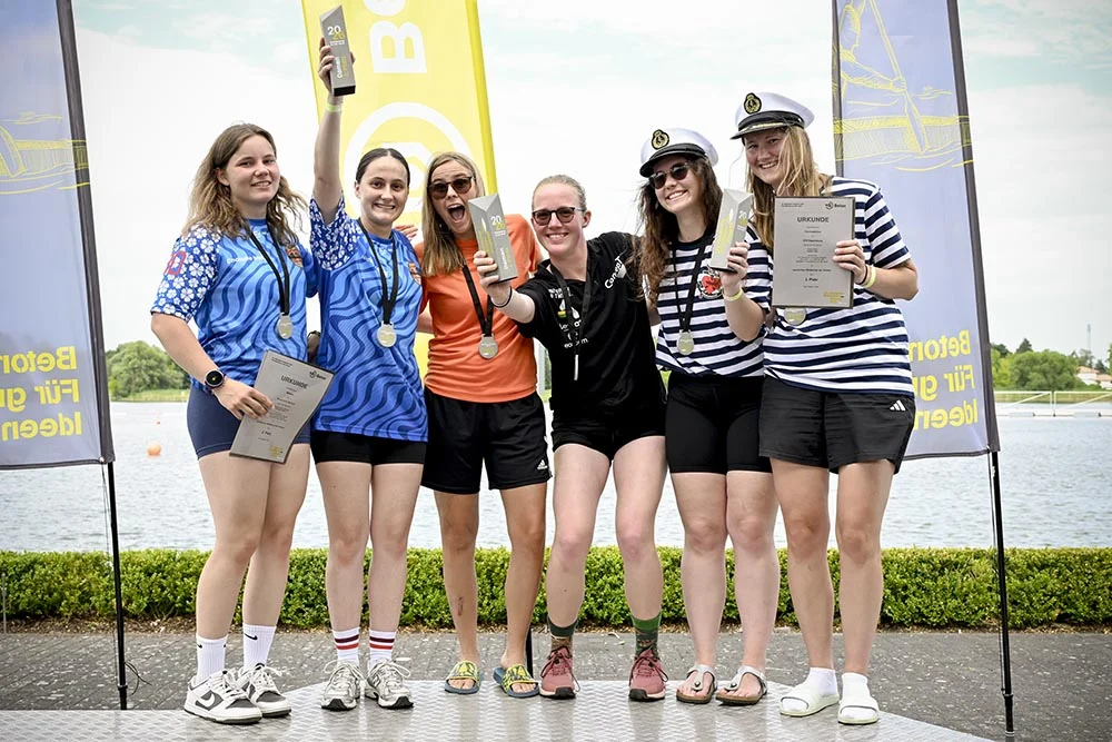 Team "BOhana" bei der Betonkanu Regatta in Brandenburg