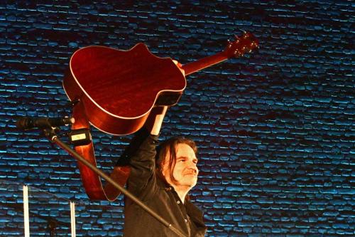 2024-12-14 Ray-Wilson-and-band MMB2050