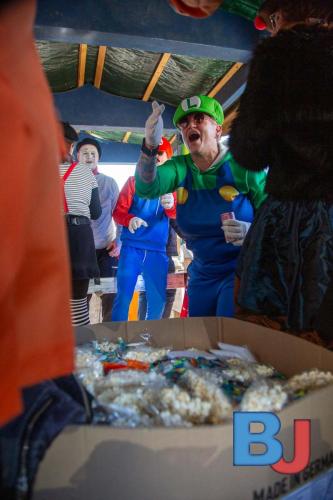 Rosenmontagsumzug Lindwurm