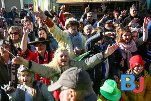 Rosenmontagsumzug Lindwurm