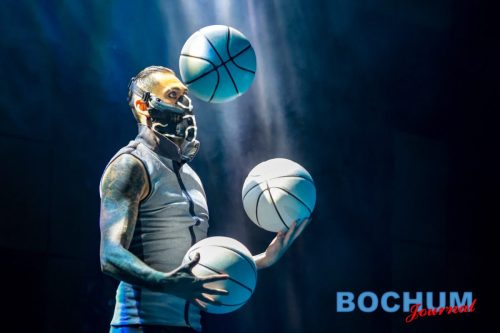 SES VECBOC20251109-49