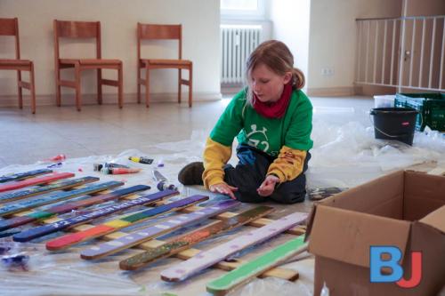 13.04.2024 - Sefdar Yueksel Projektpatin Carina Goedeke DPSG St. Meinolphus - Pflege und Instandhaltung des Kirchengelaendes St. Meinolphus