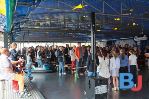 Gottesdienst auf dem Harpener Dorffest (Foto: Jenny Musall)