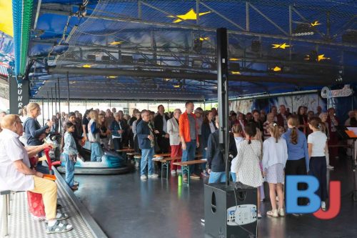 Gottesdienst auf dem Harpener Dorffest (Foto: Jenny Musall)