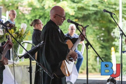 Gottesdienst auf dem Harpener Dorffest (Foto: Jenny Musall)