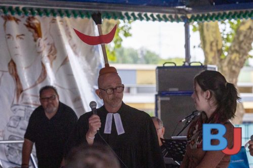 Gottesdienst auf dem Harpener Dorffest (Foto: Jenny Musall)