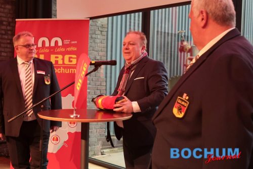 SES 100DLR20251115-18