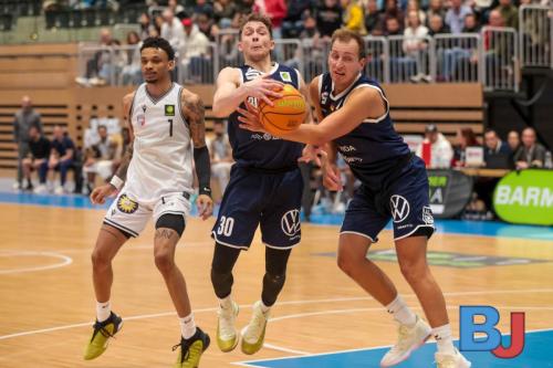 SES DUSBOC20240330-52