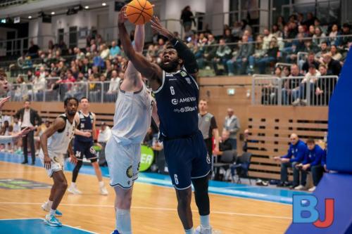 SES DUSBOC20240330-61